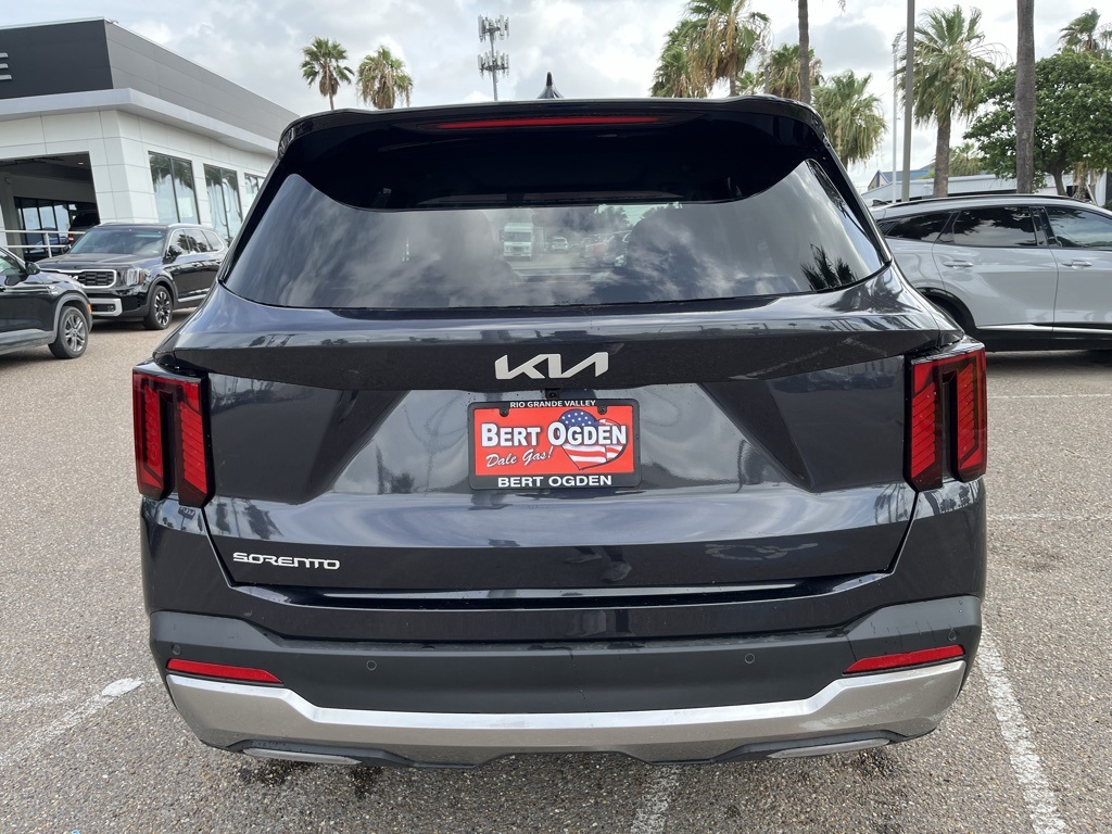 2025 Kia Sorento SX photo 3