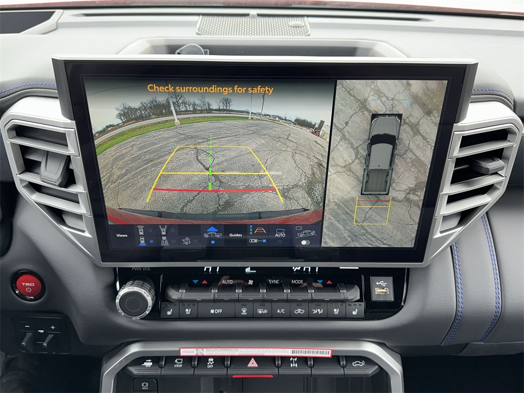 2025 Toyota Tundra Platinum CrewMax photo 19