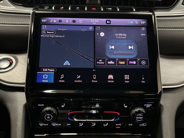 2025 Jeep Grand Cherokee Limited photo 4