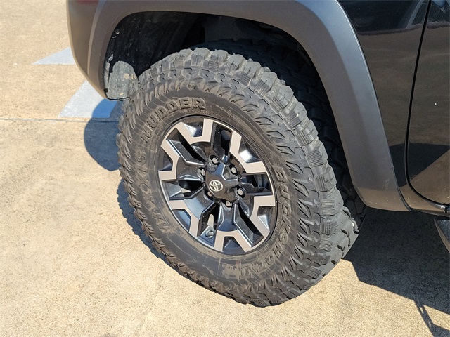 2022 Toyota Tacoma V6 photo 8