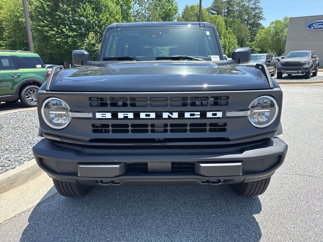 2025 Ford Bronco Base photo 4