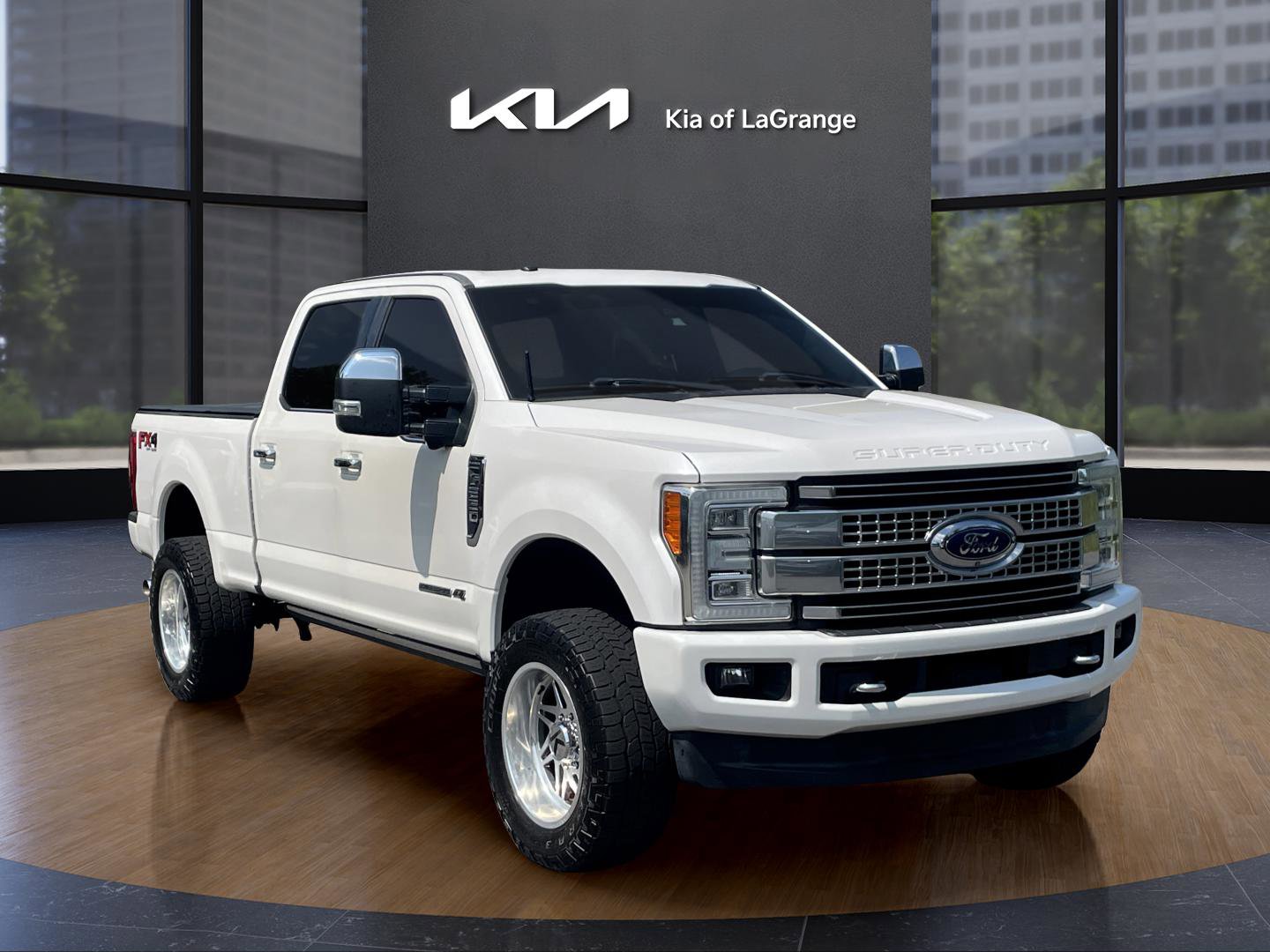 2018 Ford F-250 King Ranch photo 3