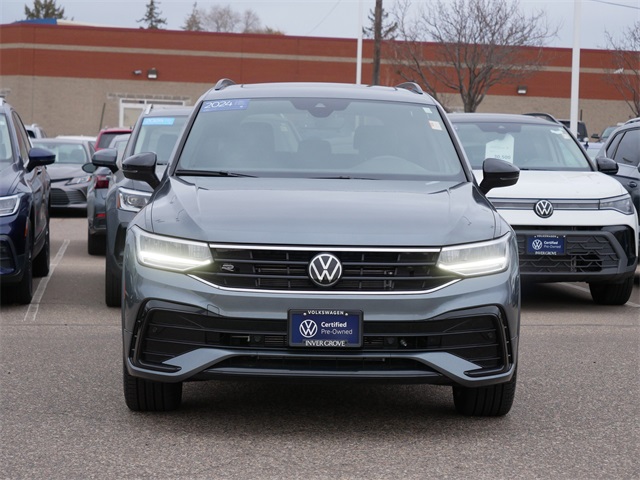 Certified 2024 Volkswagen Tiguan SE R-LINE BLACK with VIN 3VV8B7AX4RM196828 for sale in Inver Grove Heights, Minnesota