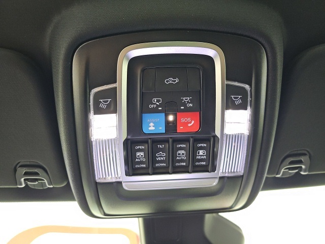 2026 Ram 1500 Laramie photo 23