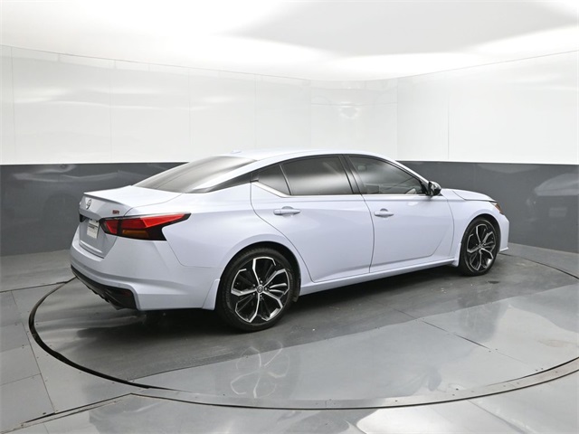 2024 Nissan Altima 2.5 SR photo 14