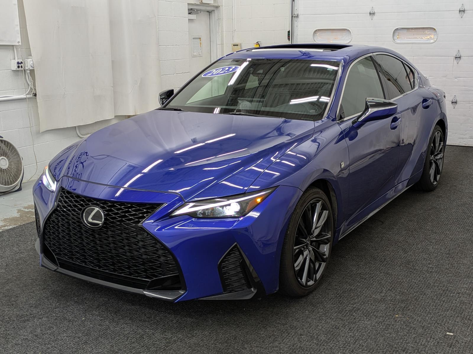 2023 Lexus IS