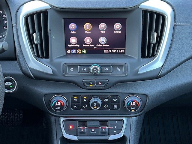 2022 Gmc Terrain SLE photo 18