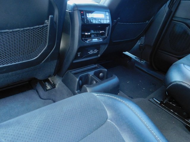 2023 Jeep Grand Cherokee Altitude photo 20
