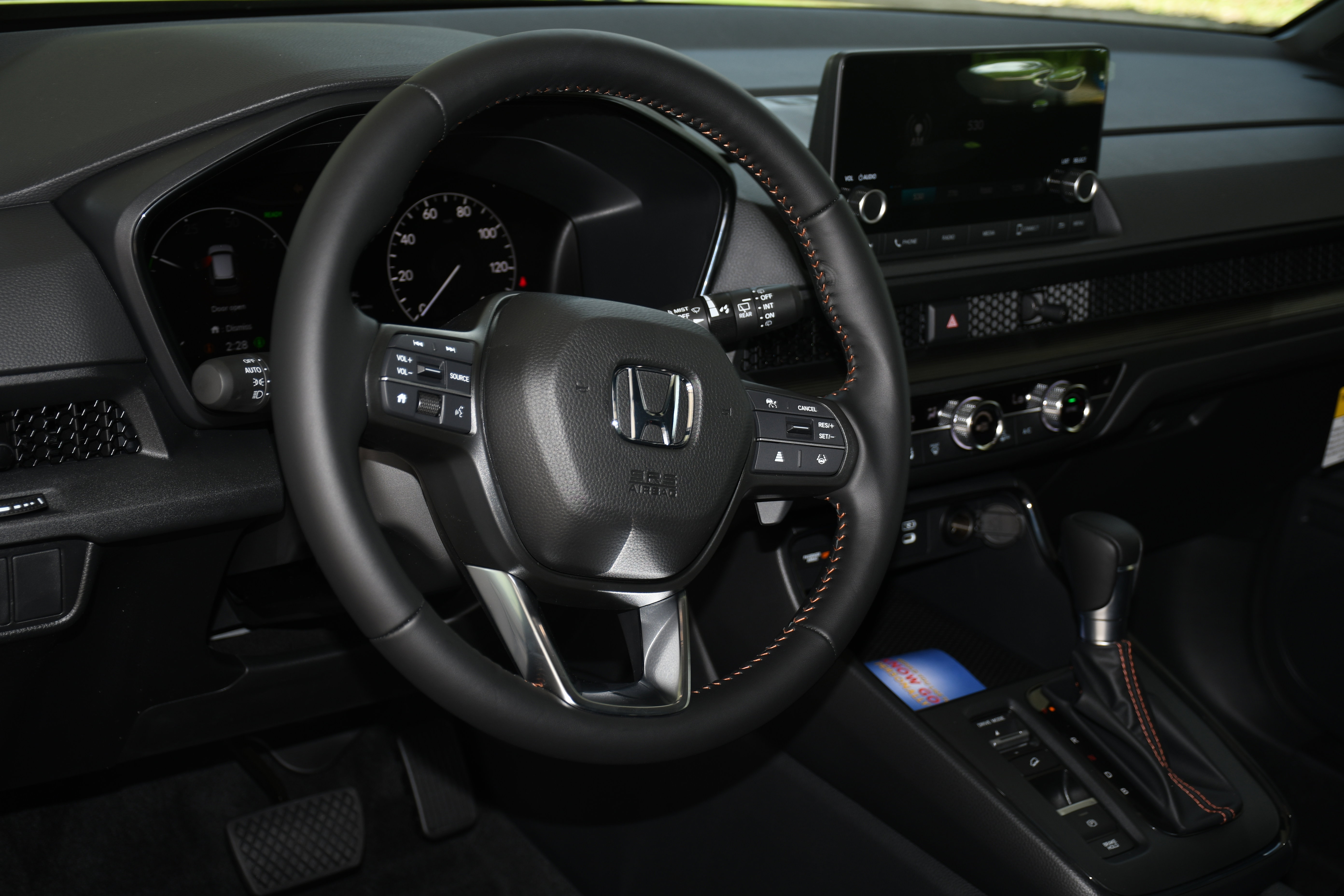 2025 Honda CR-V Hybrid Sport photo 2