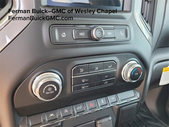 2026 GMC Sierra 1500 Pro's photo