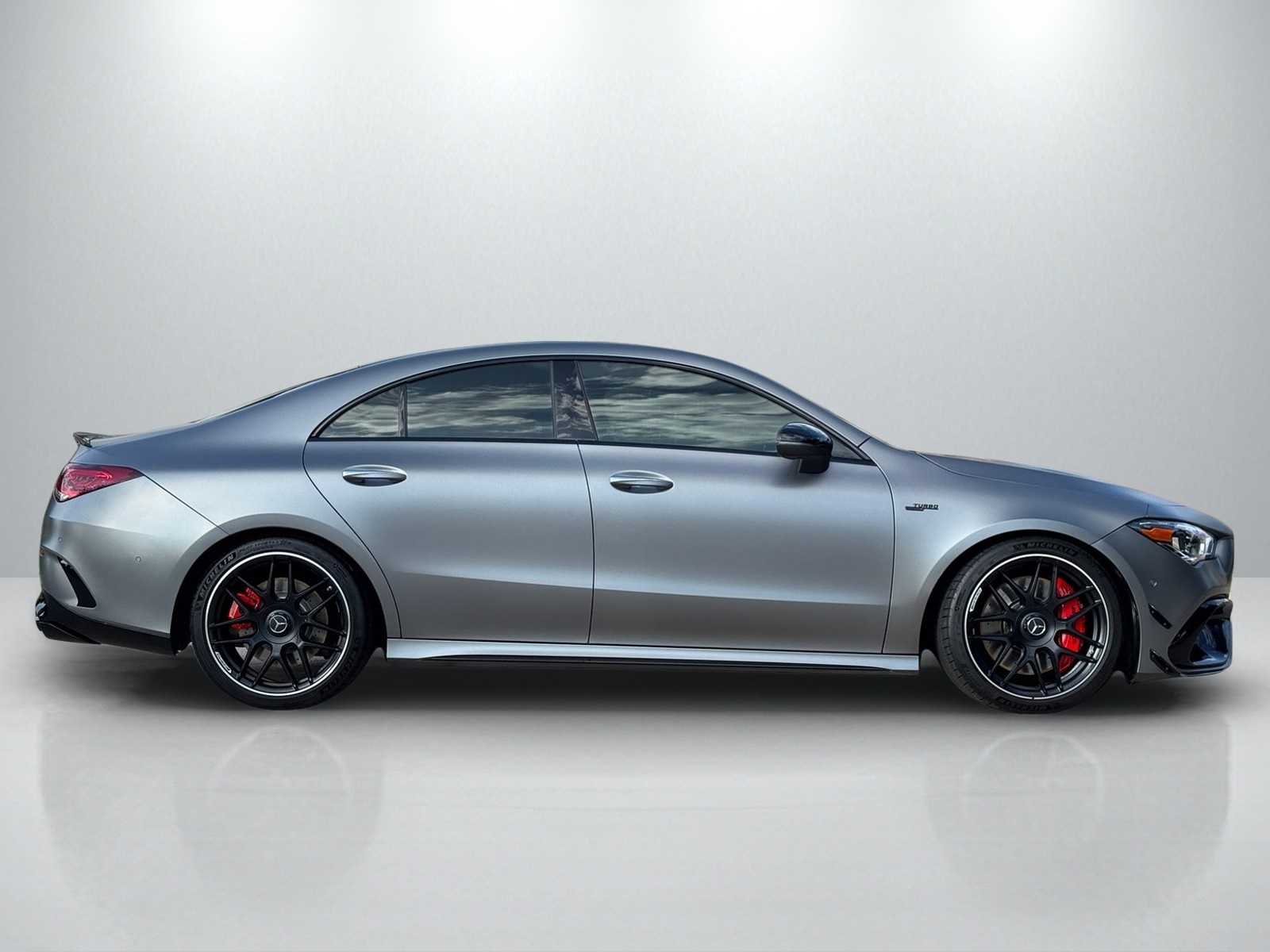 2022 Mercedes Benz CLA 45 AMG photo 2