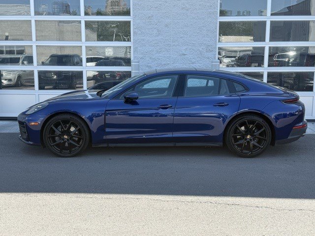 2024 Porsche Panamera 4 photo 7