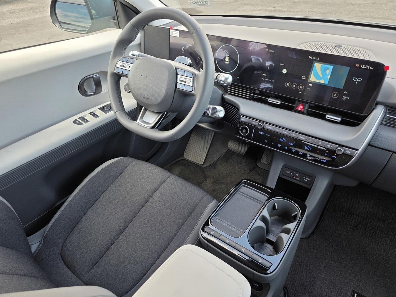 2025 Hyundai Ioniq 5 SE Standard Range photo 19