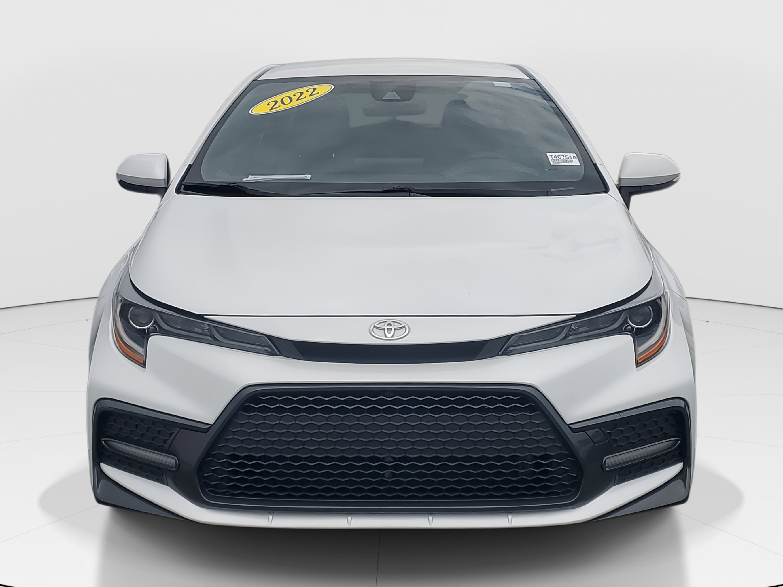 2022 Toyota Corolla SE photo 3