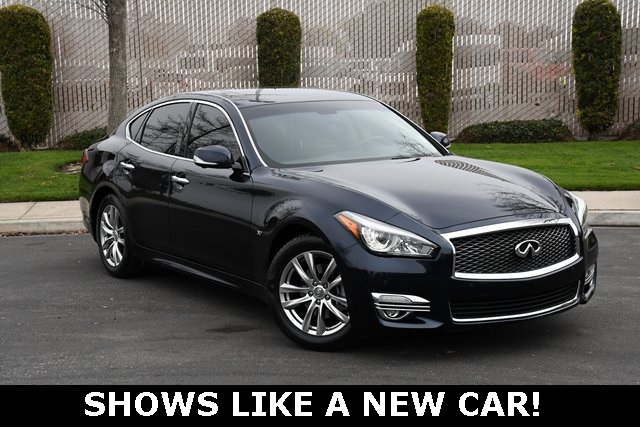 2019 INFINITI Q70 LUXE's photo
