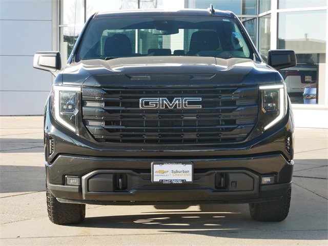 Used 2022 GMC Sierra 1500 Elevation with VIN 1GTUUCED6NZ633186 for sale in Eden Prairie, Minnesota