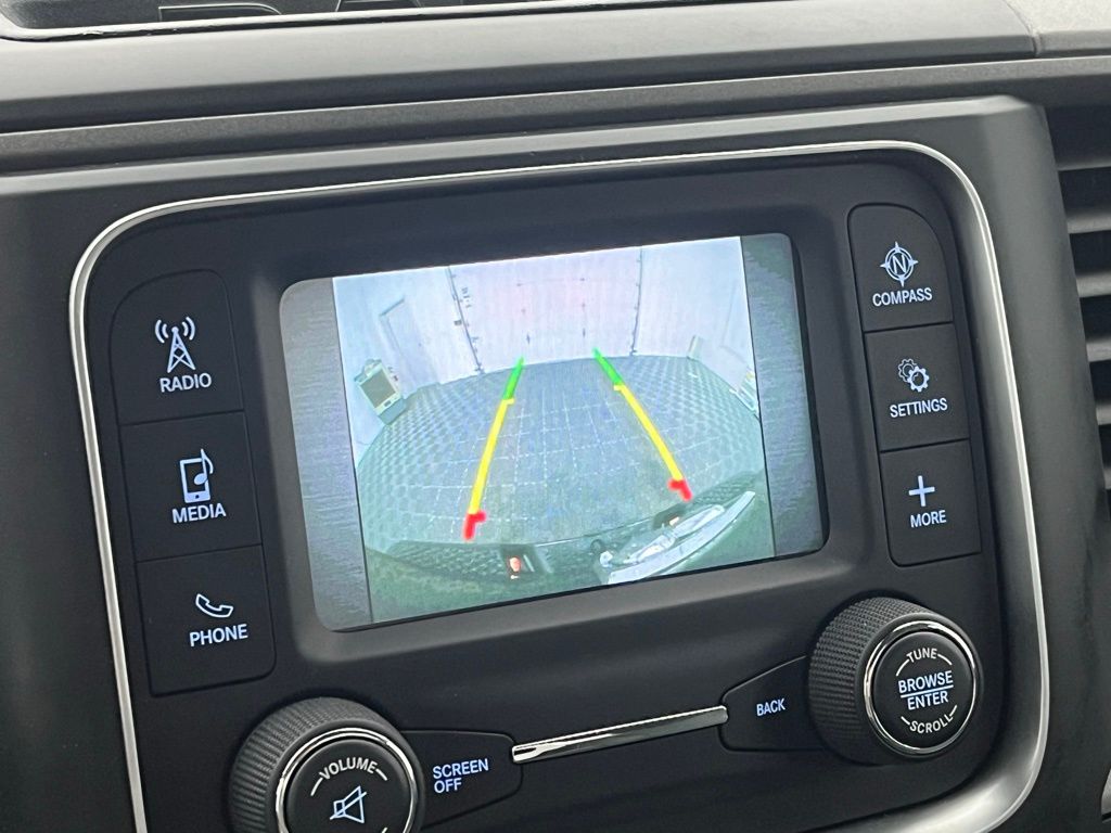 2014 Ram 1500 Tradesman photo 4