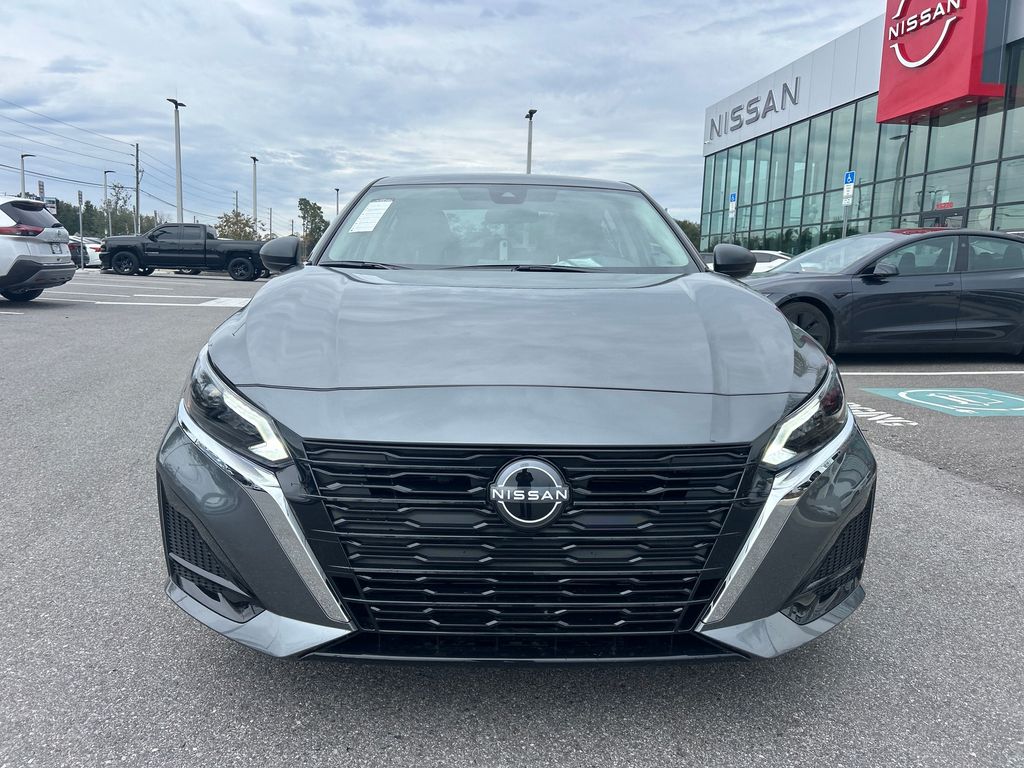 2025 Nissan Altima 2.5 S photo 2