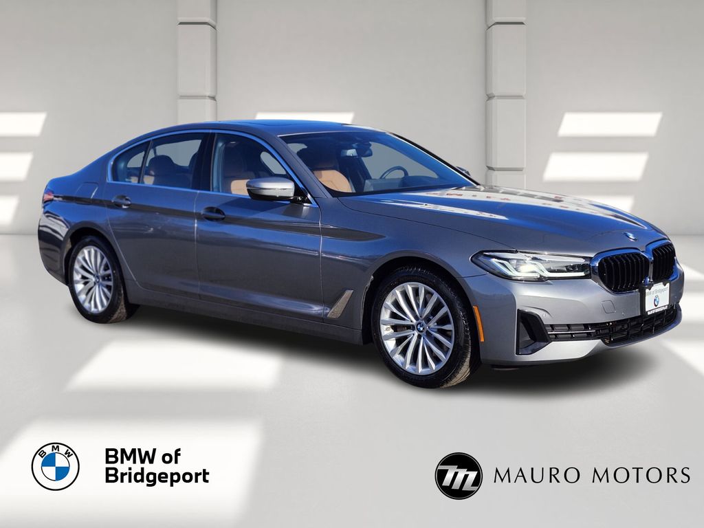 2023 BMW 5 Series 530's photo
