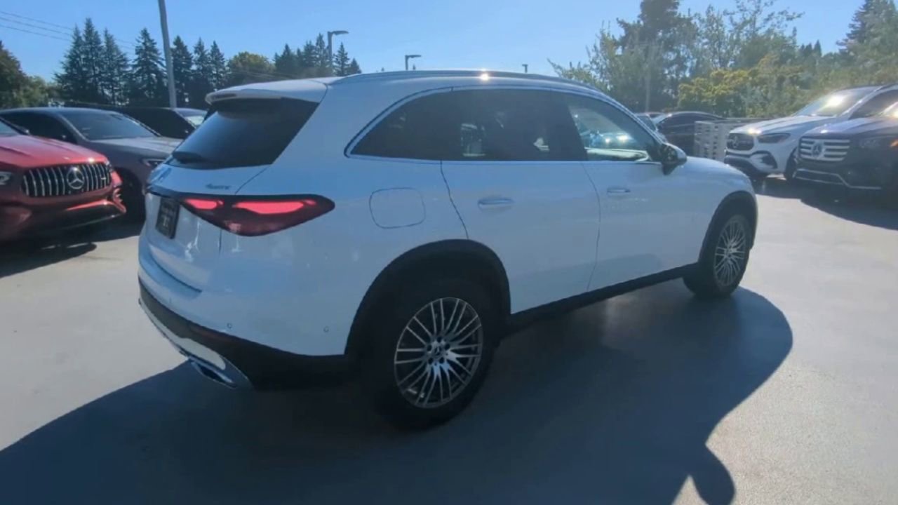 2026 Mercedes Benz GLC 300 4MATIC photo 32