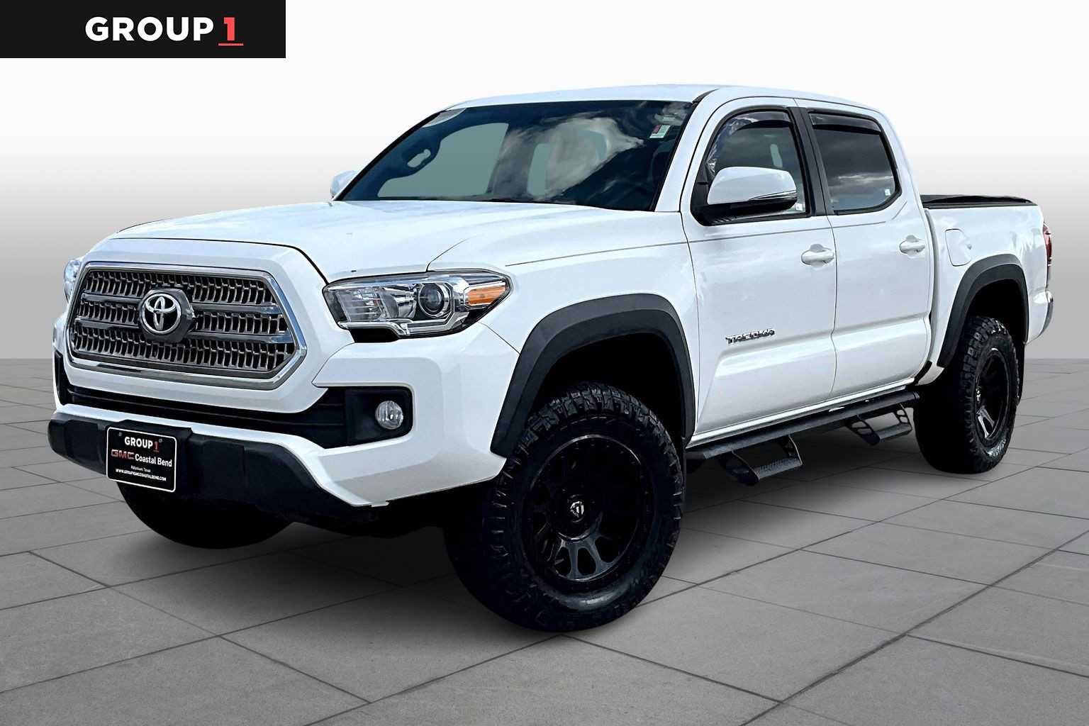2016 Toyota Tacoma TRD Off Road's photo
