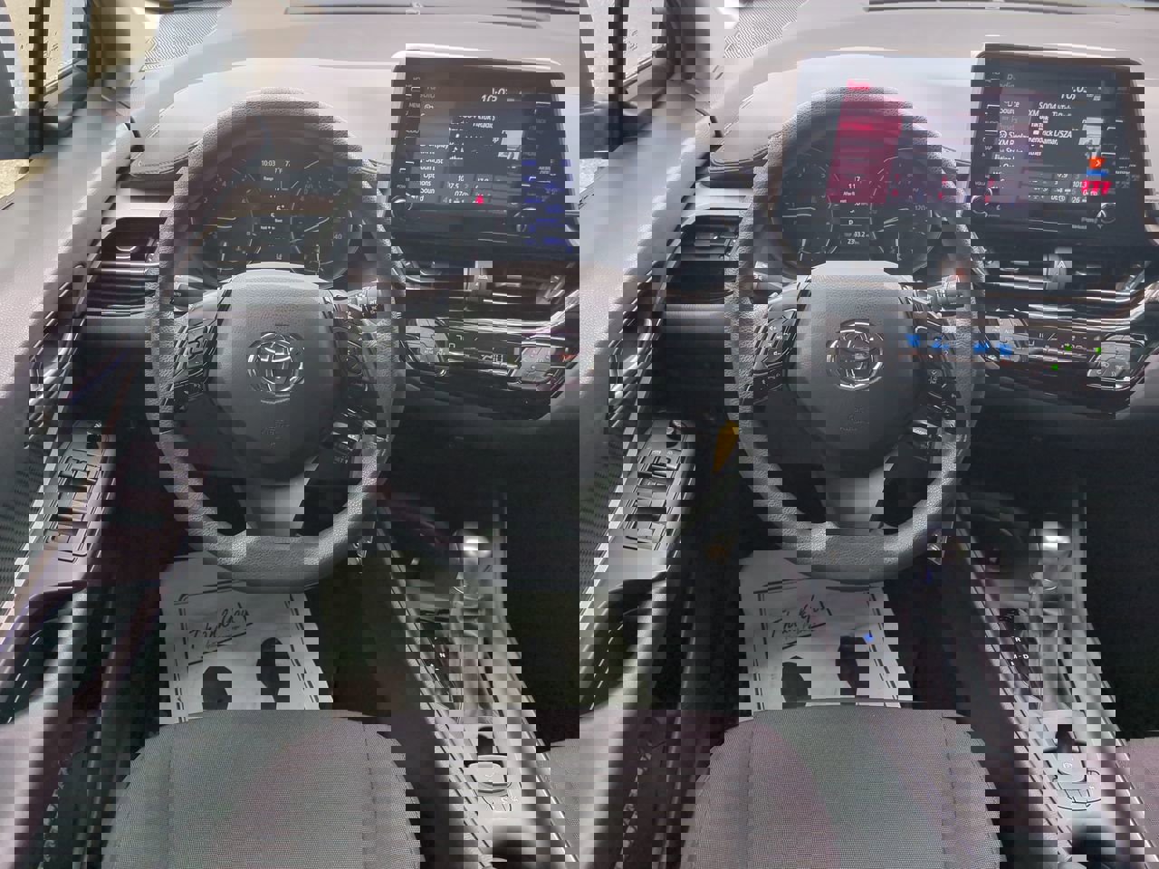 2020 Toyota C-HR LE photo 13