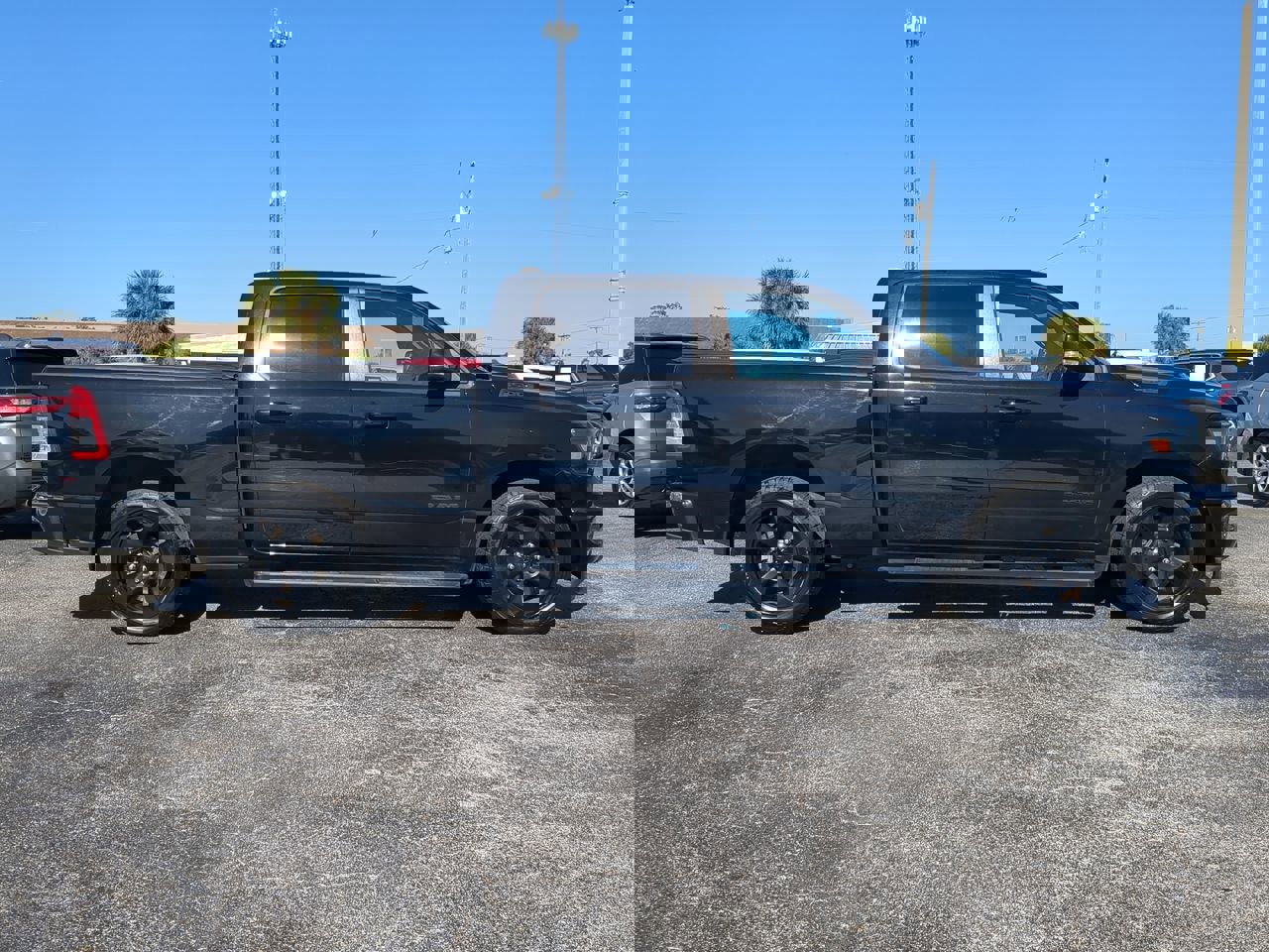 2019 Ram 1500 Big Horn Lone Star photo 3