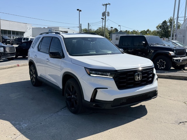 2025 Honda Pilot Black Edition photo 2
