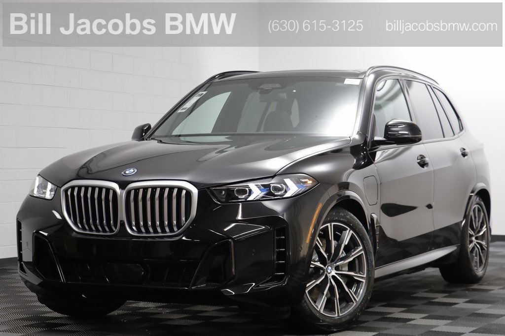 2026 BMW X5 50e's photo