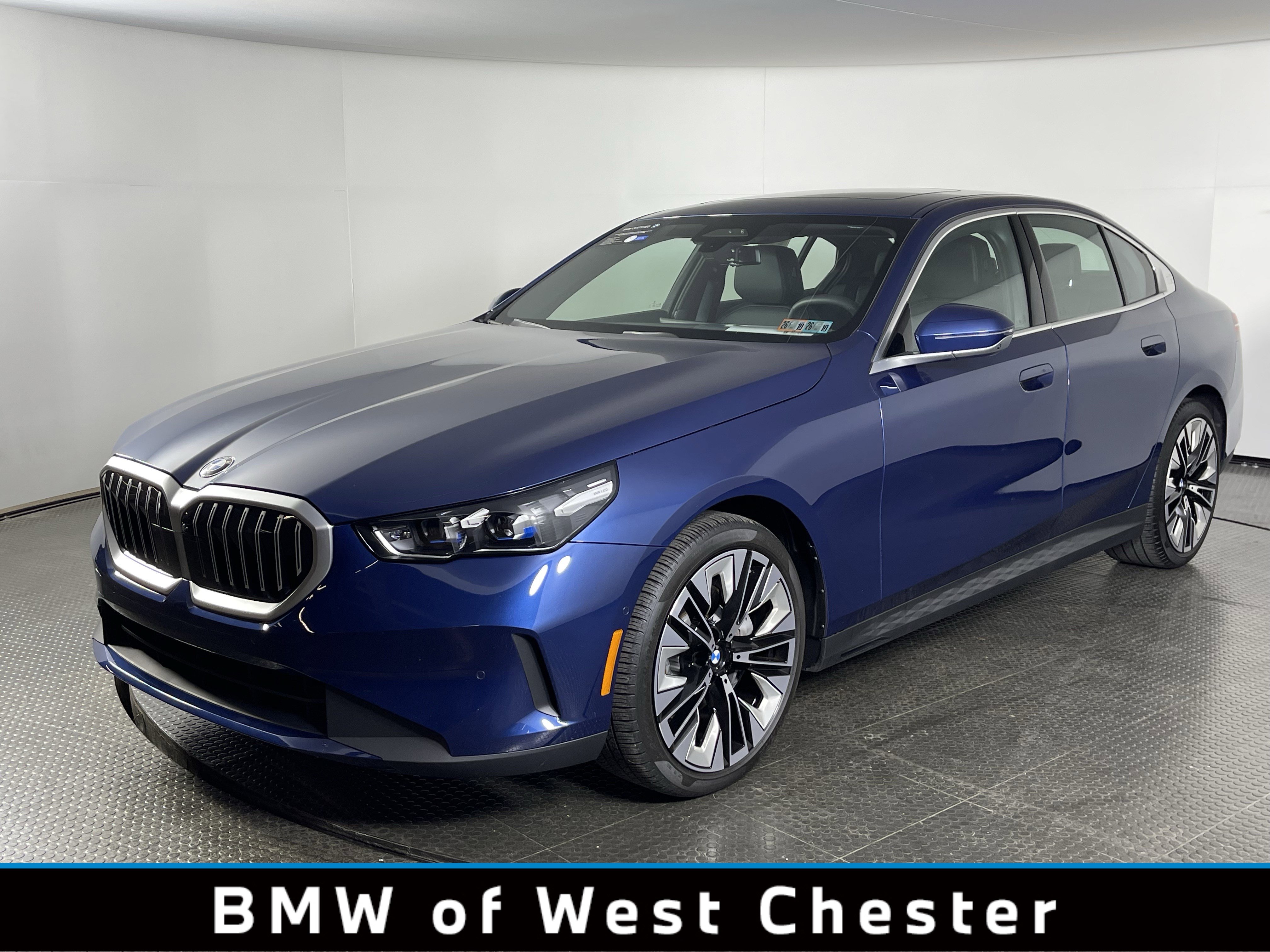 2025 BMW 5 Series 540i's photo