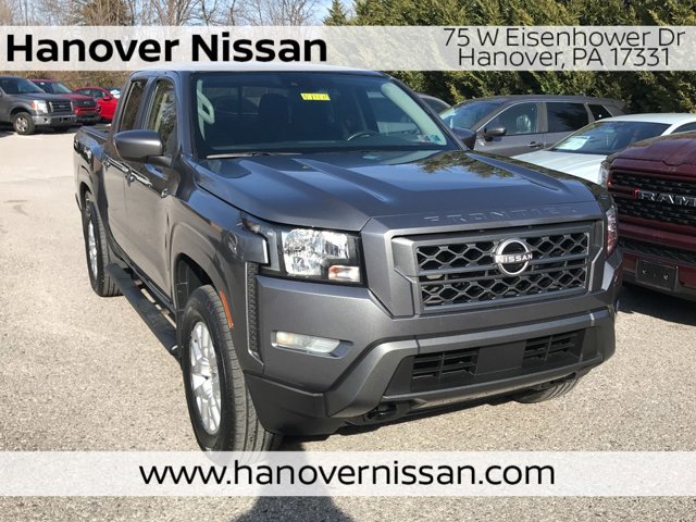 2023 Nissan Frontier SV's photo