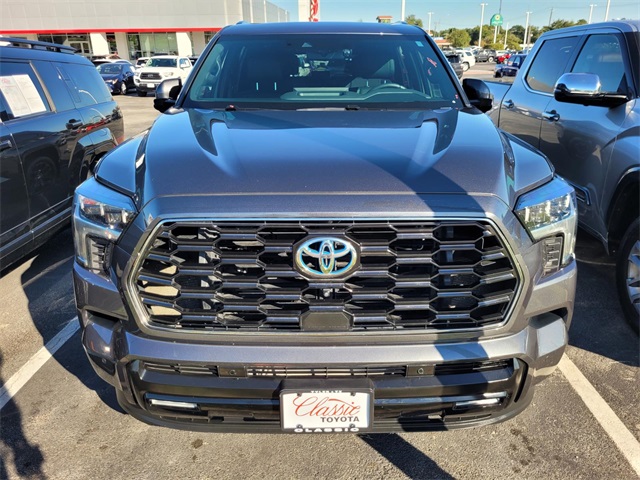 2023 Toyota Sequoia Platinum photo 2