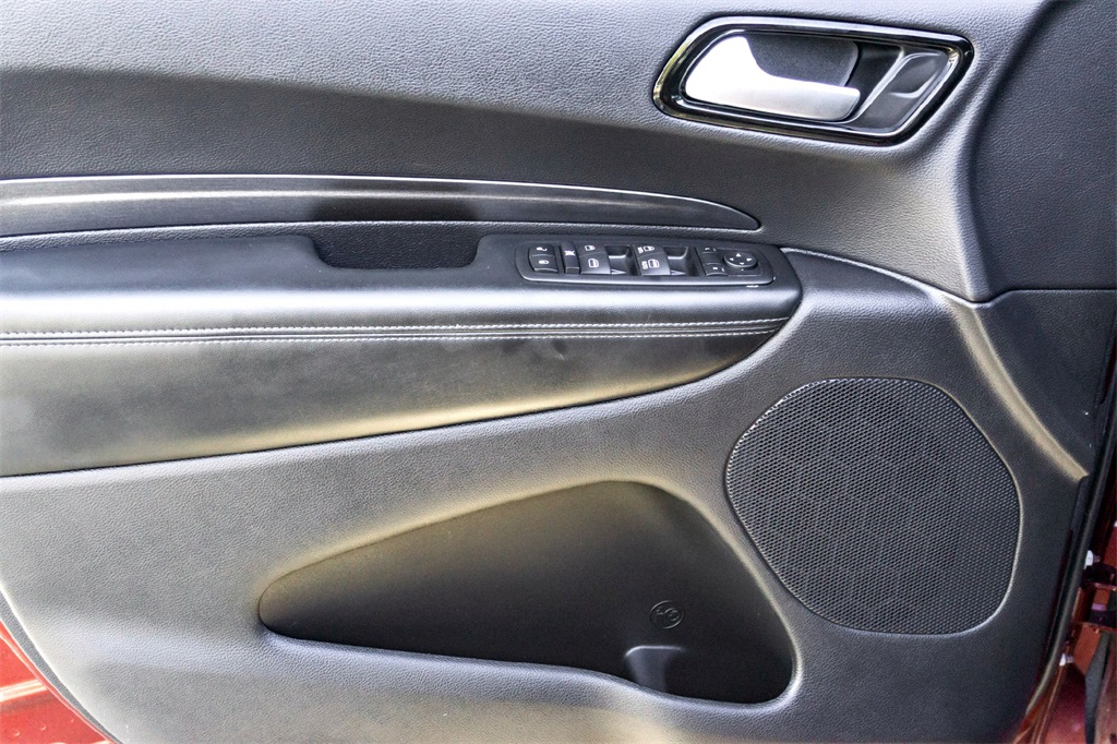 2024 Dodge Durango SXT photo 9