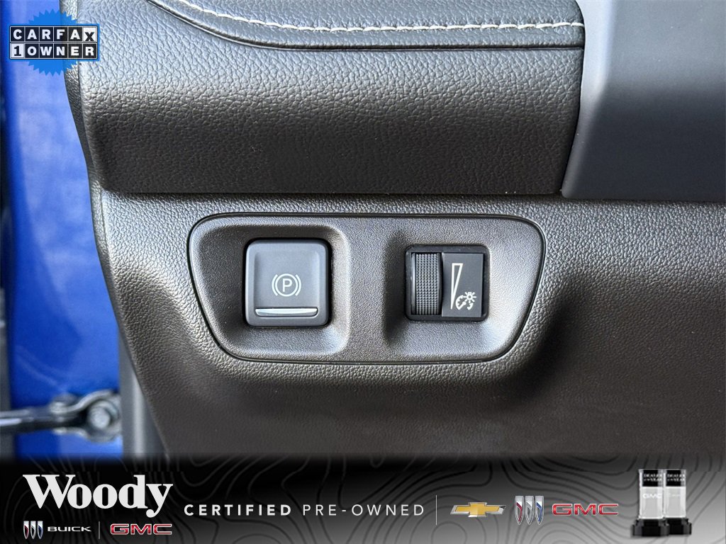 2023 GMC ACADIA - Image 17