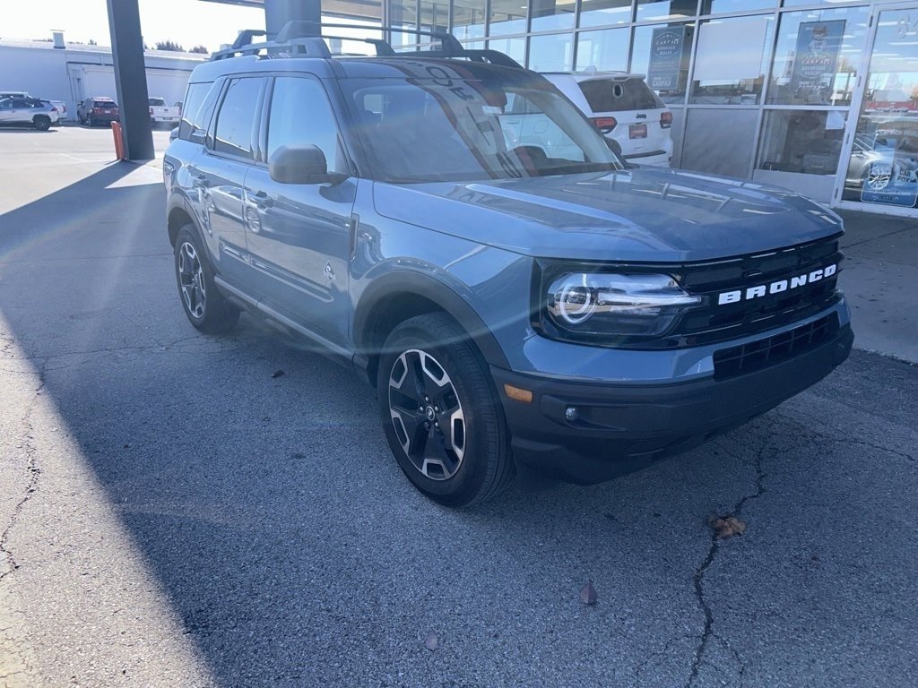2022 Ford Bronco Sport Outer Banks photo 3