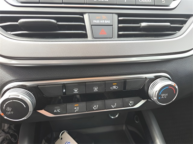 2024 Nissan Altima 2.5 SR photo 16