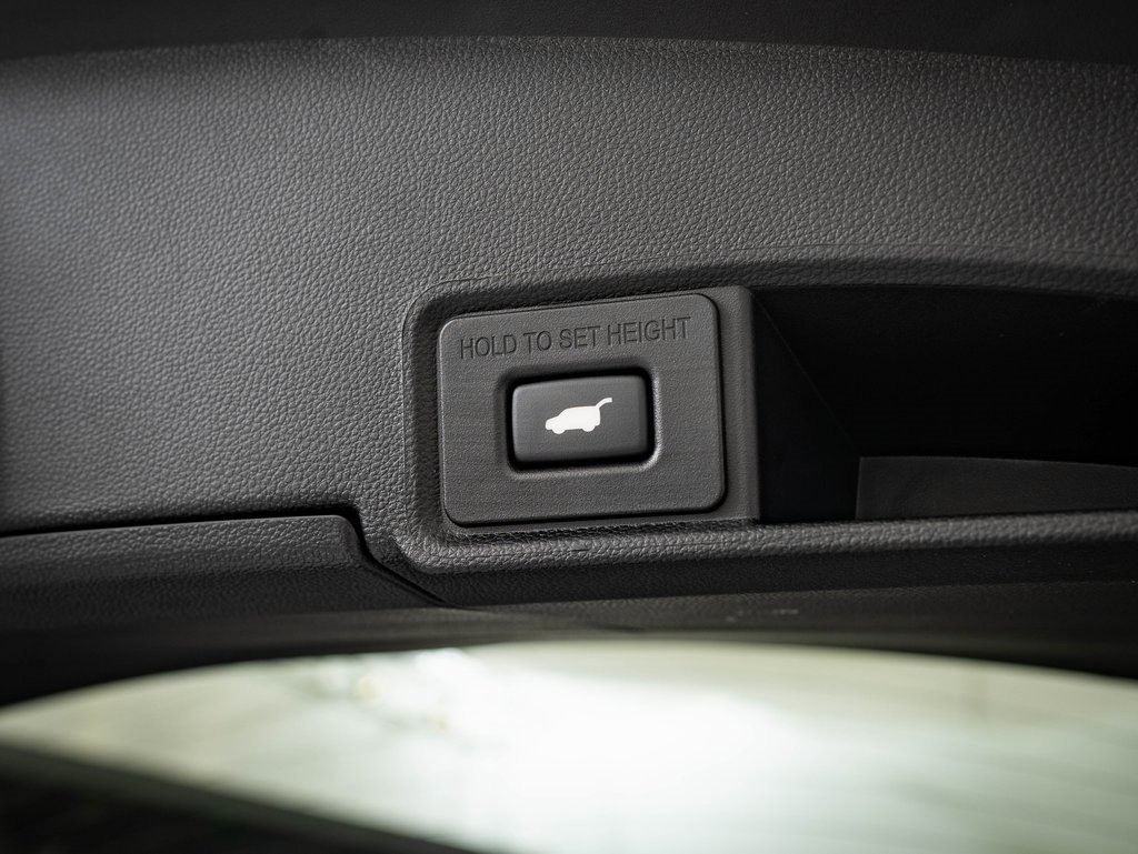 2025 Acura RDX Advance photo 13