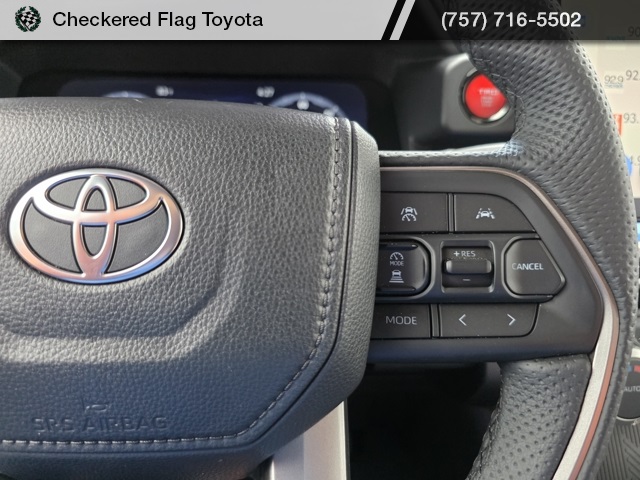 2025 Toyota Tacoma TRD Off-Road photo 25