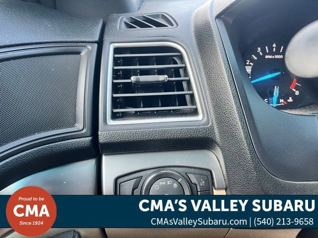2016 Ford Explorer Base photo 22