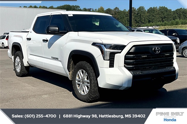 2023 Toyota Tundra SR5 photo 2