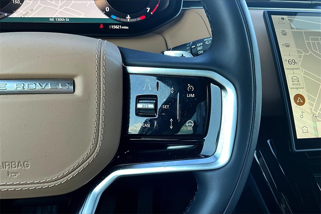 2025 Land Rover Range Rover Sport SE photo 19