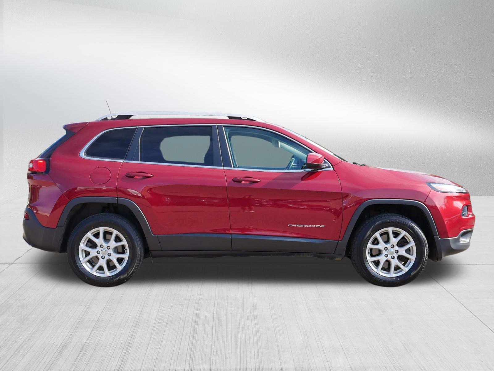 2017 Jeep Cherokee Latitude photo 8