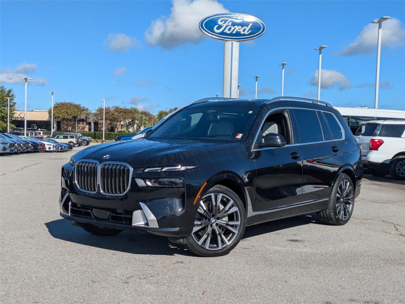 2024 BMW X7 40i's photo