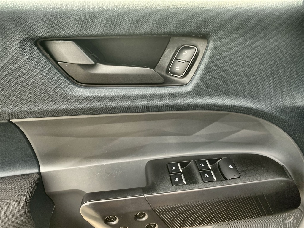2024 Ford Maverick XL photo 15