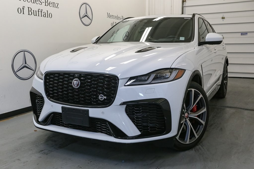2023 Jaguar F-PACE SVR photo 2