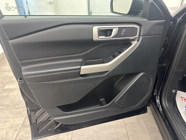 2024 Ford Explorer XLT photo 22