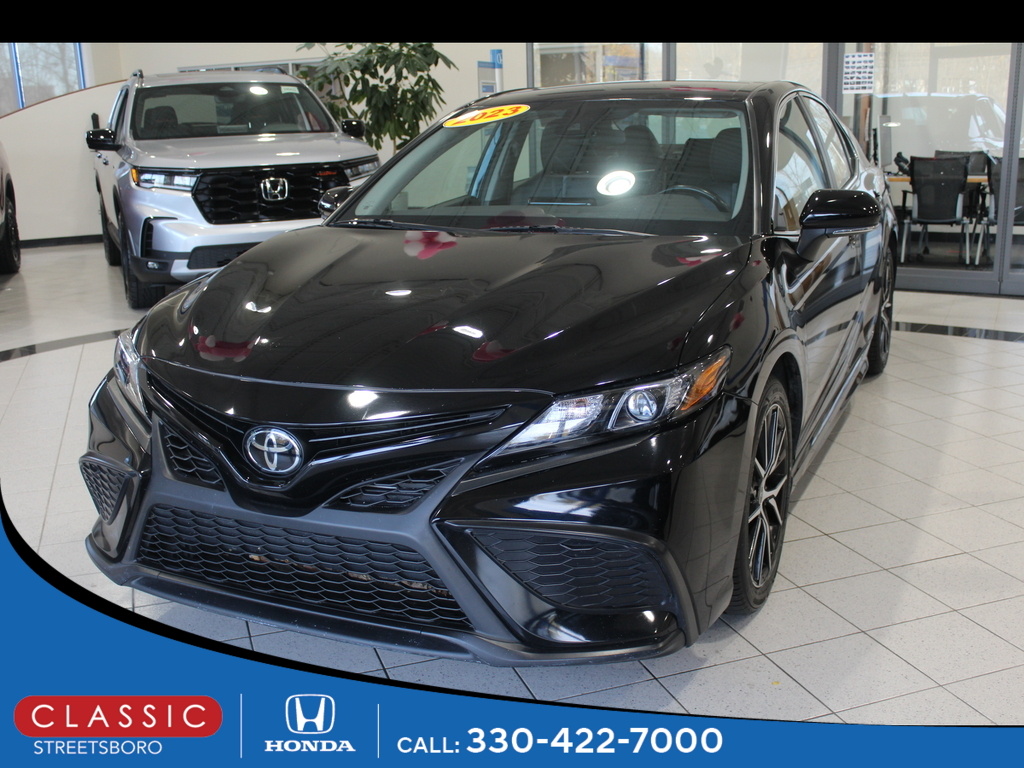 2023 Toyota Camry SE