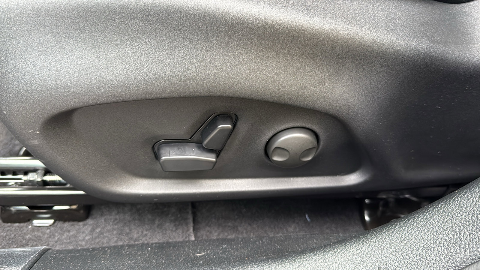 2026 Jeep Compass Limited Altitude photo 4