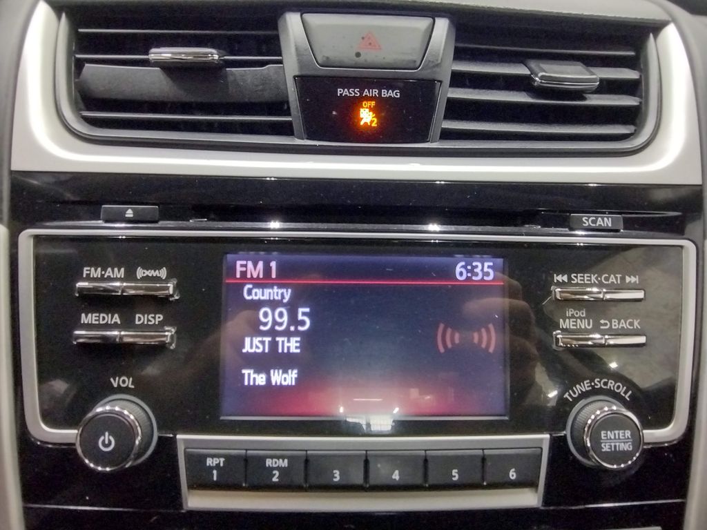 2018 Nissan Altima 2.5 SV photo 26