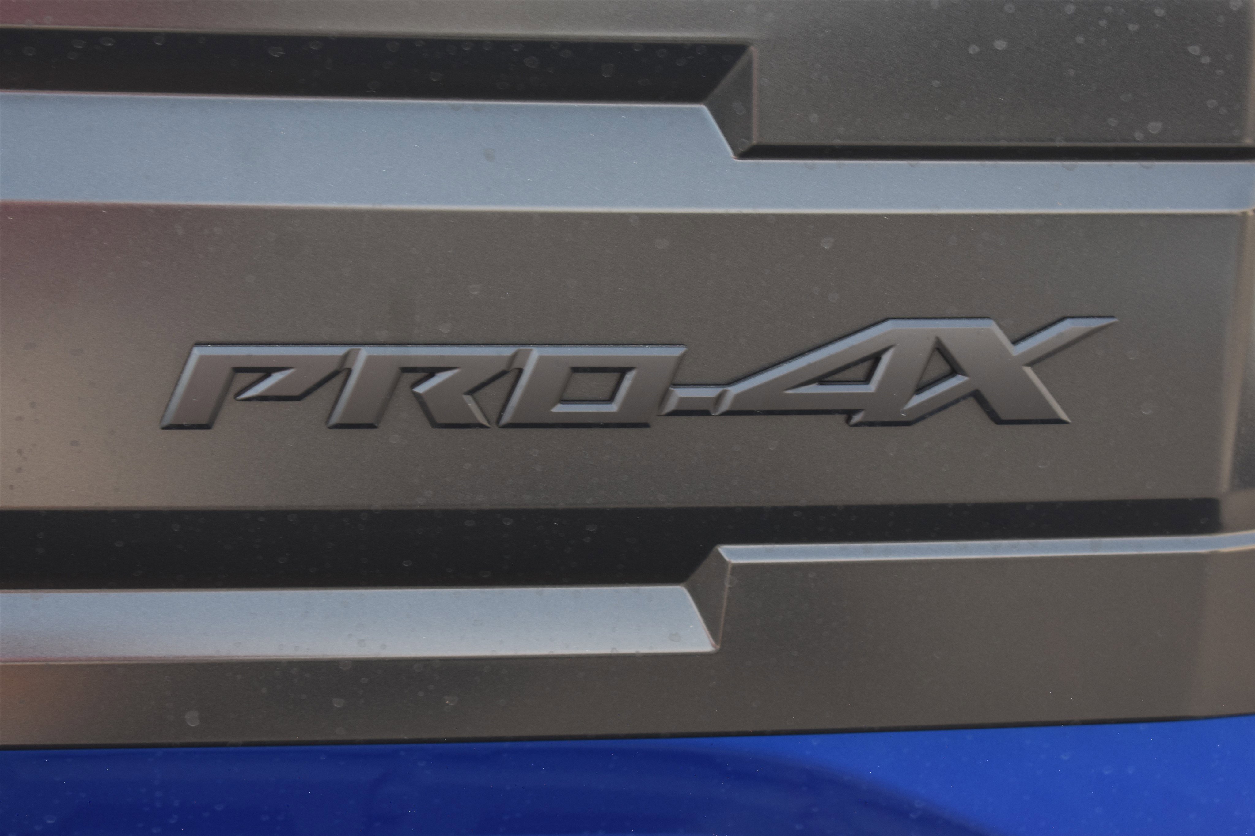 2026 Nissan Frontier Crew Cab PRO-4X photo 3